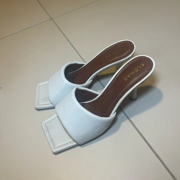 Alohas - puffy leather heel - Picture 8 of 8